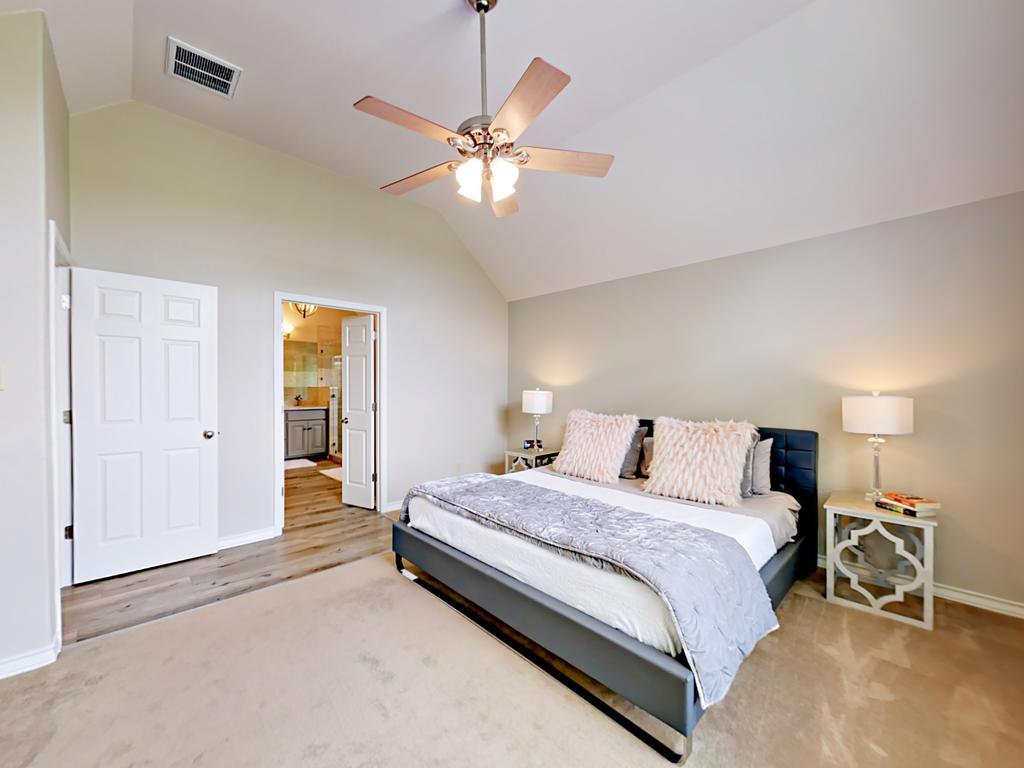 Dripping Springs Home - thumb 2