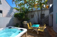 Duval Street Retreat Tourism Bookings