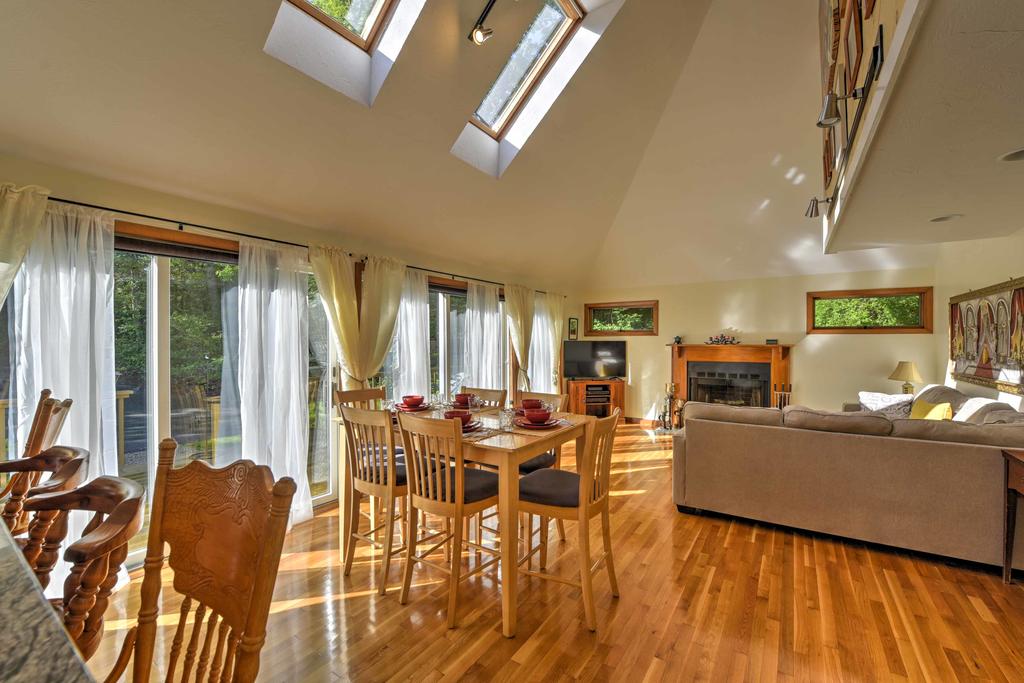 East Falmouth House - 4 Mi To Menauhant Beach! - thumb 2