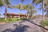 Eclectic Villa w/ Adobe Horse Stables  Pool Tourism Bookings