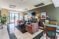 Econo Lodge Tourism Bookings