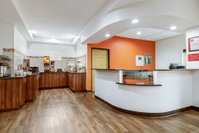 Econo Lodge Tourism Bookings