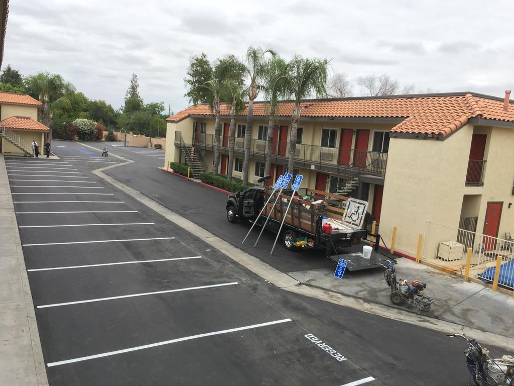 Econo Lodge - thumb 1
