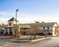 Econo Lodge  Suites Tourism Bookings