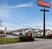 Econo Lodge Inn and Suites - Tourism Bookings