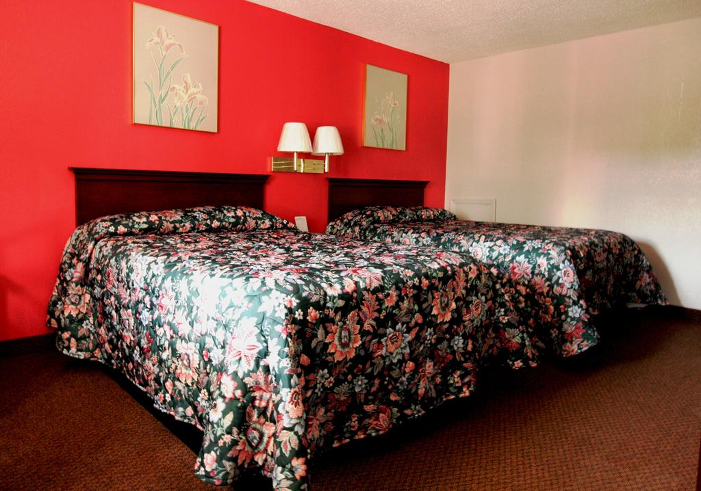 Economy Inn - thumb 1