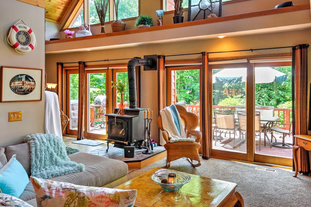 Egg Harbor Home With Deck On 2 Acres - 12 Min To Lake - thumb 3