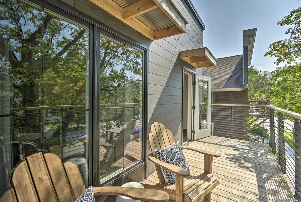 Elkhart Lake Townhome, Mins To Road America! - thumb 1