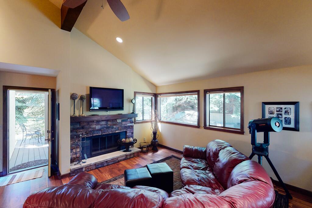 Elkhorn Escape - thumb 1