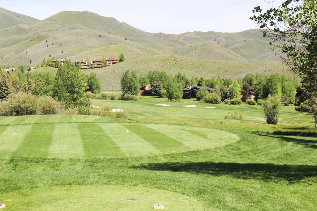 Elkhorn Escape - thumb 1