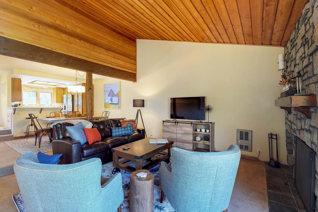 Elkhorn Ridge Retreat - thumb 1