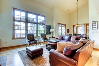 Elkhorn Springs Retreat with Baldy Views Tourism Bookings