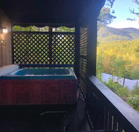 Elkmont Cabin with hot tub fire pit  a view - USA Accommodation