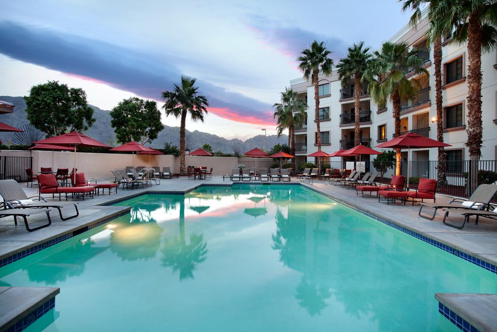 Embassy Suites La Quinta Hotel & Spa - thumb 2