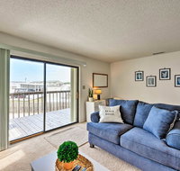 Emerald Isle Condo with Pool and Ocean Views - USA Accommodation