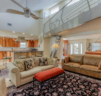 Executive Canal Home and Dock - Tourism Bookings