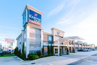 Express Inn - Spring Tourism Bookings