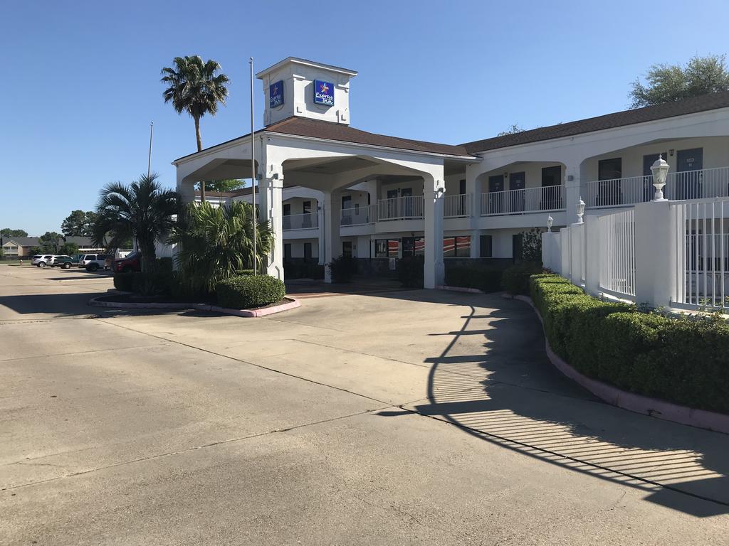 Express Inn Tomball - thumb 0