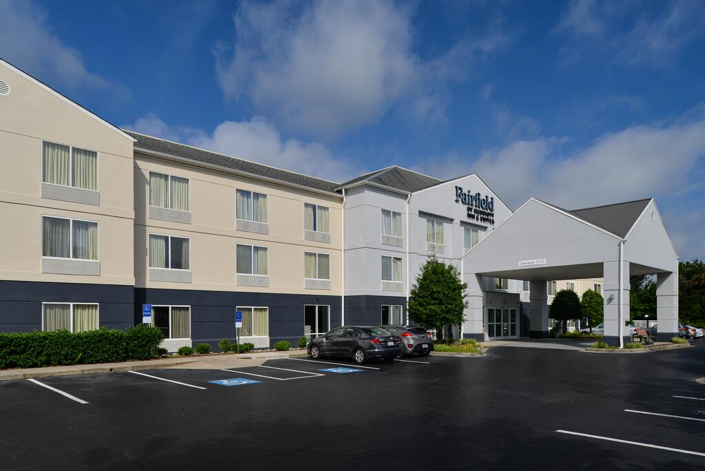 Fairfield Inn & Suites Charlotte Arrowood - thumb 0