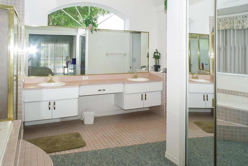 Fairway Oaks III - thumb 1