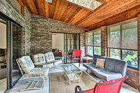 Family Getaway in Melbourne 7 Mi to Beach Hotels Santiago