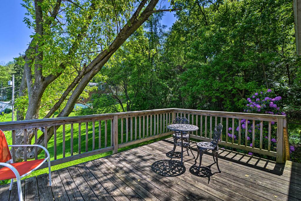 Family House With Balcony Less Than 3 Mi To WV University - thumb 2