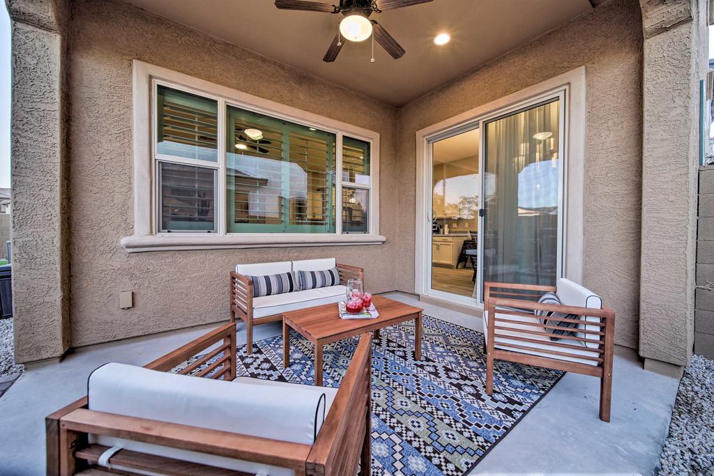 Family-Friendly Goodyear Home W/ Pool Access! - thumb 1