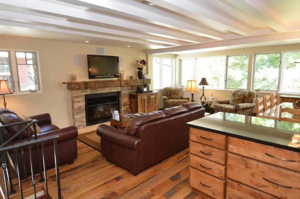 Fasching Haus Unit 8 - thumb 0