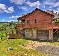 Fleetwood Cabin with Hot Tub Near Blue Ridge Pkwy - Tourism Bookings
