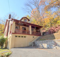 Fleur de Lis - Tourism Bookings