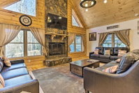Four Season Family Cabin with Hot Tub Deck  Views Tourism Bookings