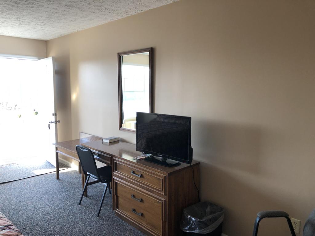 Fox Mountain Inn - thumb 1