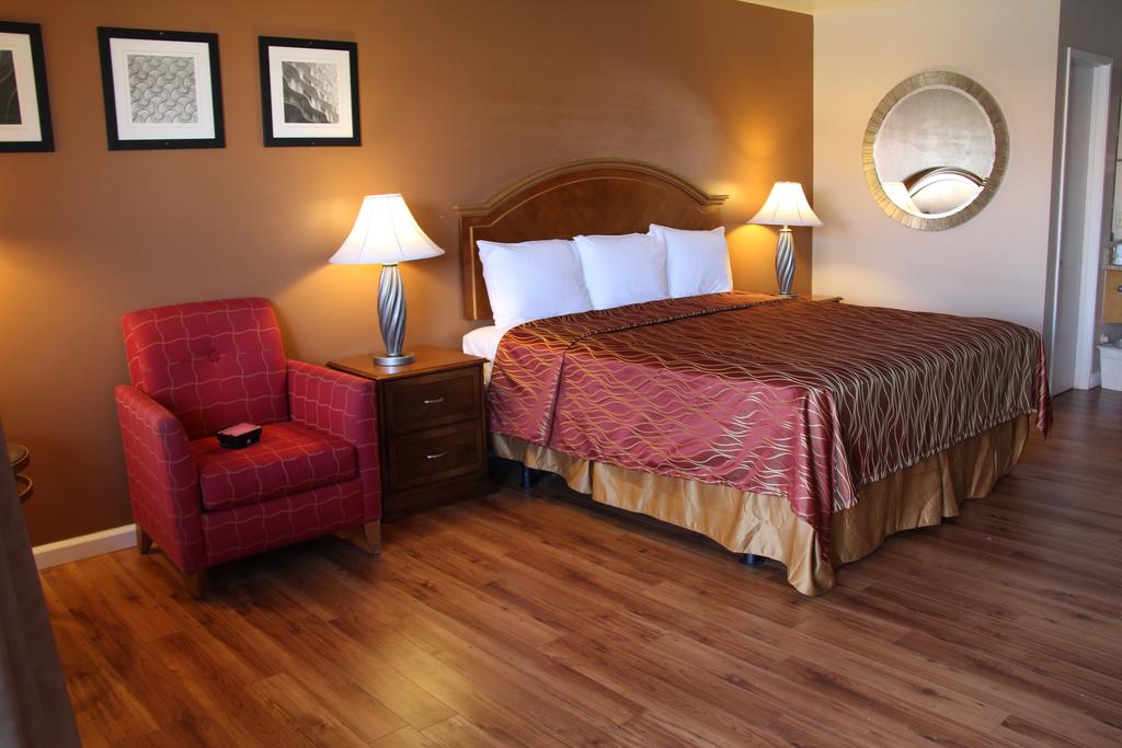 Franciscan Inn Motel - thumb 3