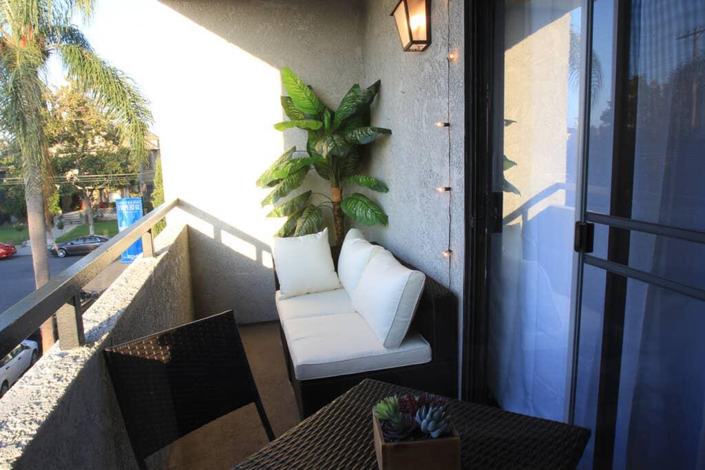 Free Parking - CHOC And St Joseph's Hospital Adjacent - 1 Bedroom Apartment - thumb 1