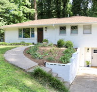 Freshly Renovated Decatur Apartment - Tourism Bookings