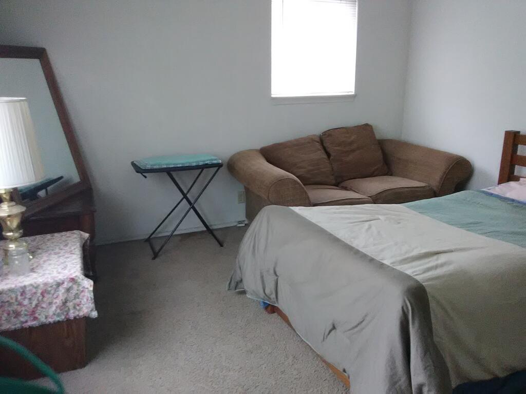 Furnished Room - thumb 0