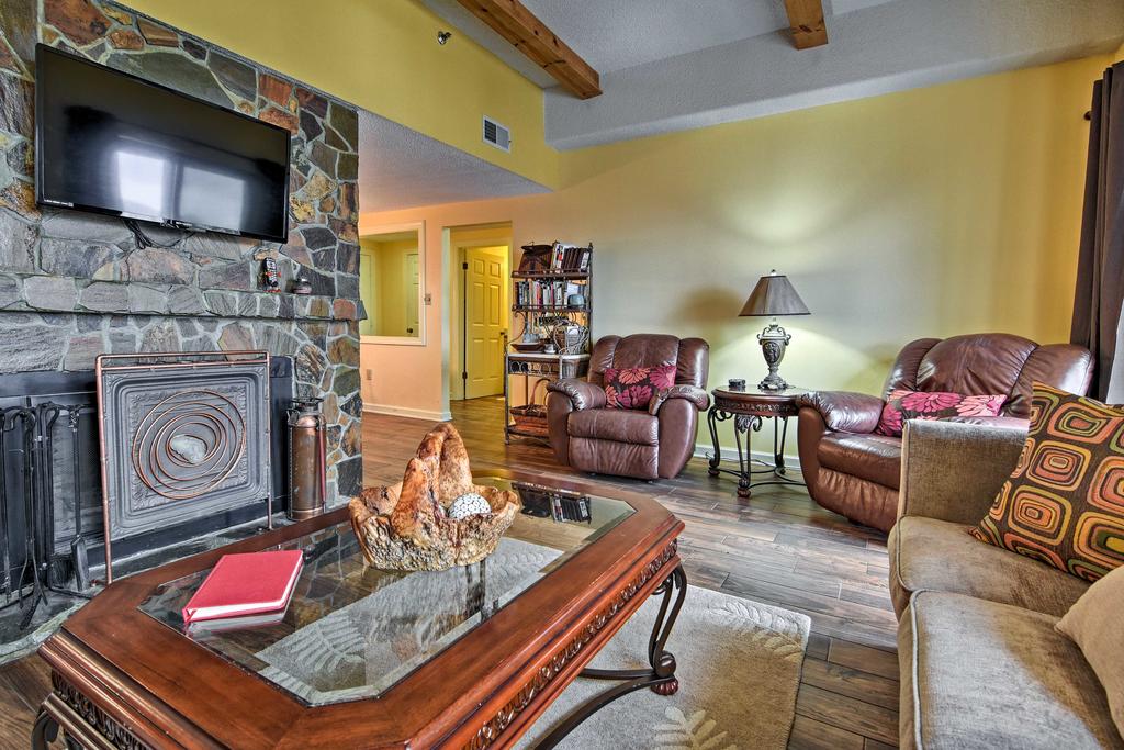 Gated Sugar Mountain Condo With Hot Tub Access! - thumb 0