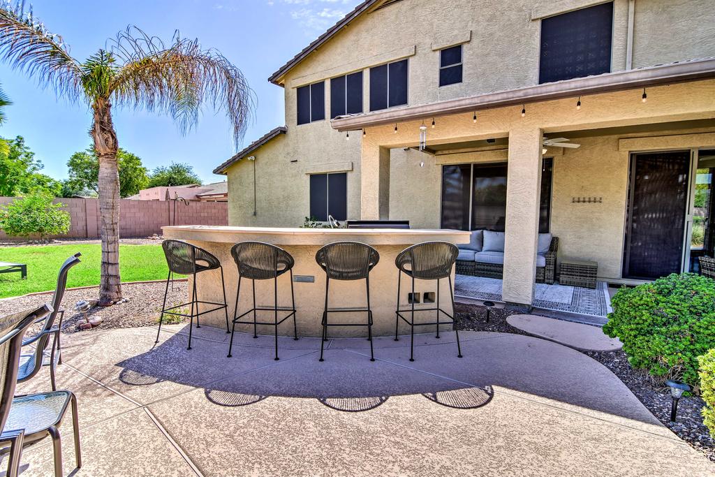 Gilbert Retreat With Private Backyard Oasis - thumb 1