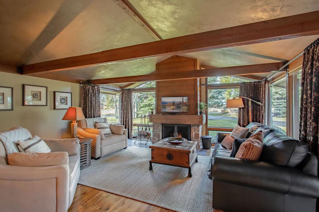 Golf Creek By Mountain Property Management - thumb 2