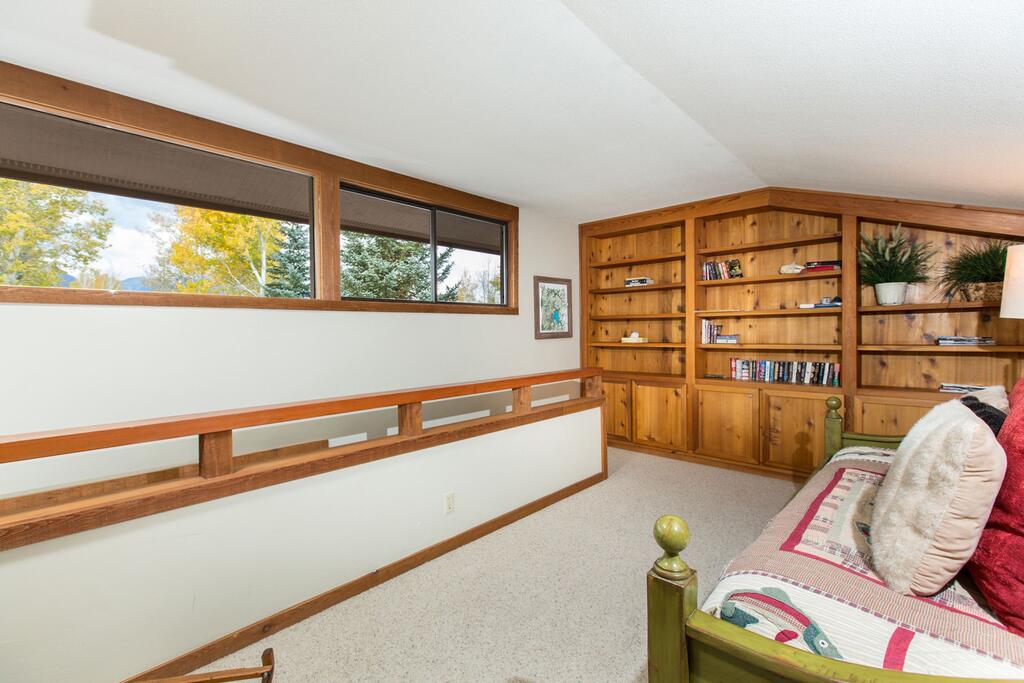 Golf Creek By Mountain Property Management - thumb 3