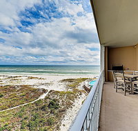 Gorgeous Beach Condo W/ Pools, Hot Tub & Balcony Condo - Tourism Bookings