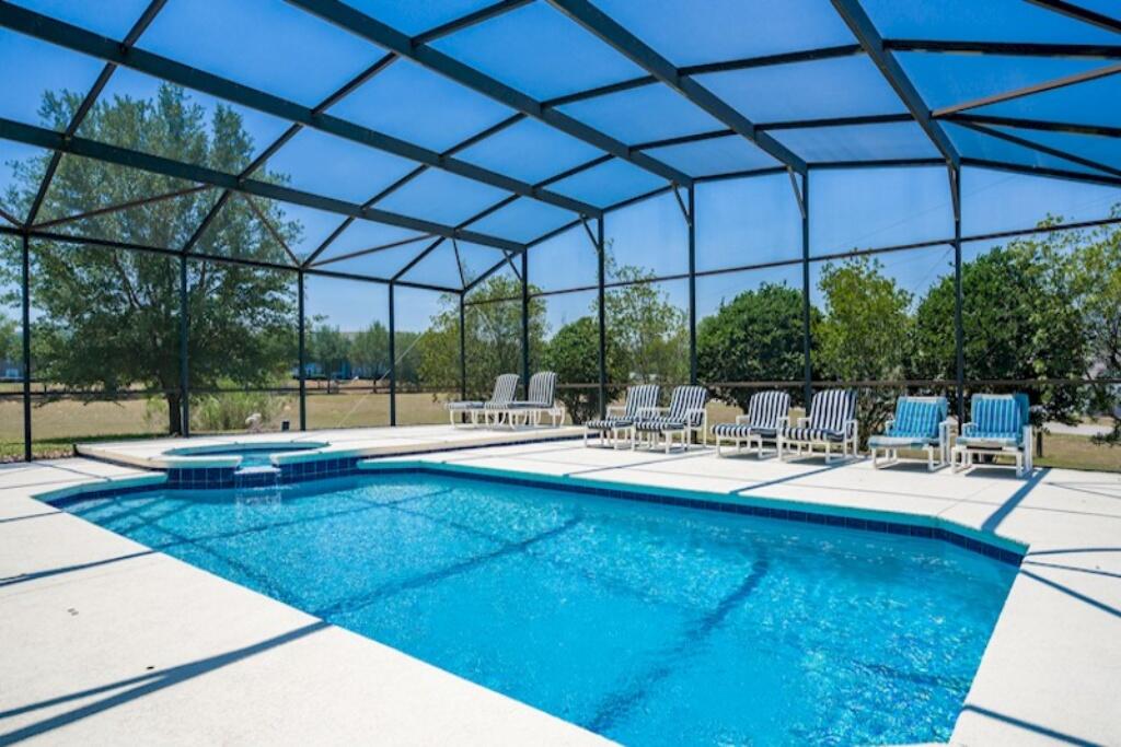 Gorgeous Glenbrooke - 7 Bedrooms - Sleeps 14 Home - thumb 1