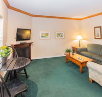 Gorgeous Palace View Condo 1BR Standard - Tourism Bookings