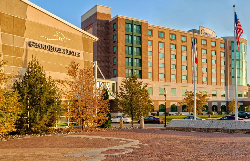 Grand Harbor Resort - thumb 0