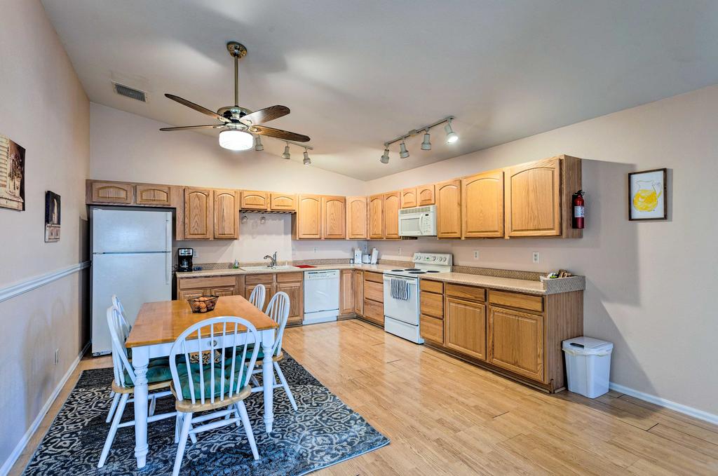 Grand Junction Townhome By CO Nat'l Monument! - thumb 2