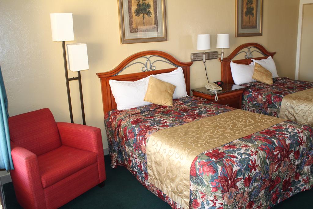 Grand Prix Motel Beach Front - thumb 3