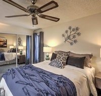 Green Valley Studio with Pool Access by Golf Course - Tourism Bookings