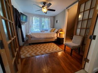 Grosse Pointe Area Cottage Canals Complementary WiFi Tourism Bookings