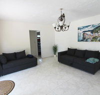 Guest House Leon - China Accommodation