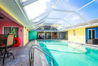 GULF ACCESS A 3 bedroom w/ Heated pool Tourism Bookings